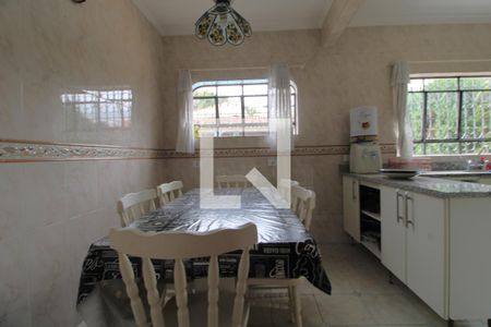 Casa para alugar com 1000m², 3 quartos e 6 vagasCozinha