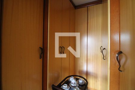 Casa para alugar com 1000m², 3 quartos e 6 vagasCloset da suíte 3