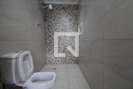 Casa para alugar com 1000m², 3 quartos e 6 vagasBanheiro da piscina