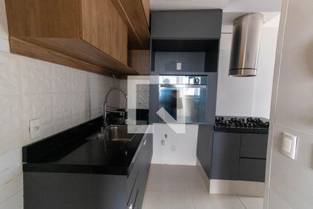 Apartamento à venda com 70m², 3 quartos e sem vagaCozinha e Área de Serviço