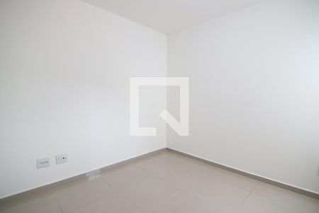 Quarto 1 de apartamento para alugar com 2 quartos, 40m² em Vila Guilhermina, São Paulo