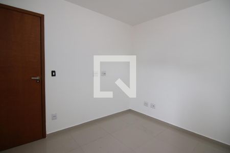 Quarto 1 de apartamento para alugar com 2 quartos, 40m² em Vila Guilhermina, São Paulo