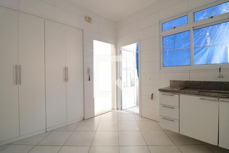 Apartamento para alugar com 75m², 2 quartos e sem vagaCozinha