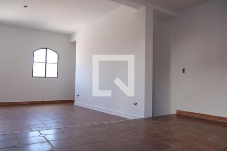 Sala de casa para alugar com 3 quartos, 250m² em Vila Guarani (zona Sul), São Paulo