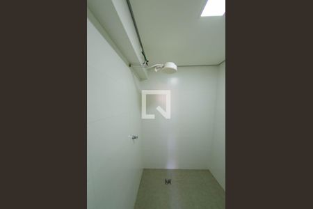 Casa à venda com 270m², 4 quartos e 4 vagasBanheiro externo