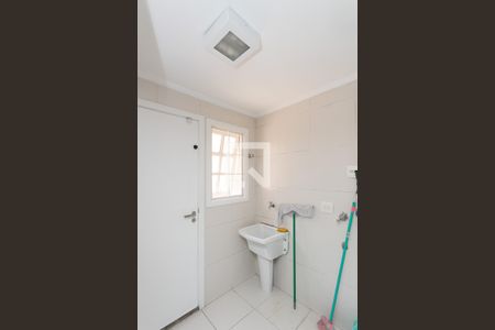 Casa à venda com 180m², 3 quartos e 1 vaga Casa à venda com 180m², 3 quartos e 1 vagaÁrea de Serviço