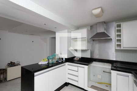 Casa à venda com 180m², 3 quartos e 1 vaga Casa à venda com 180m², 3 quartos e 1 vagaCozinha