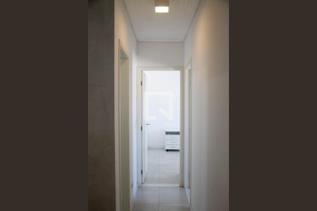 Corredor de apartamento para alugar com 2 quartos, 66m² em Olímpico, São Caetano do Sul