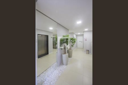 Hall de apartamento para alugar com 2 quartos, 38m² em Santo Amaro, São Paulo