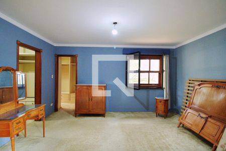 Casa à venda com 417m², 4 quartos e 5 vagasSuíte 1