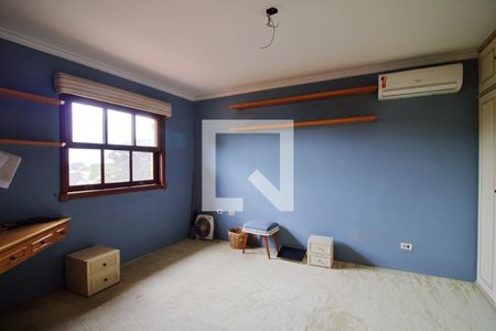 Casa à venda com 417m², 4 quartos e 5 vagasSuíte 1