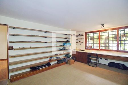 Casa à venda com 417m², 4 quartos e 5 vagasSuíte 3