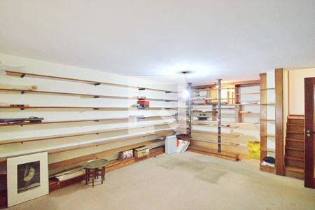 Casa à venda com 417m², 4 quartos e 5 vagasSuíte 3