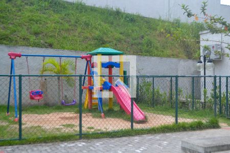 Casa para alugar com 42m², 2 quartos e 1 vaga Casa para alugar com 42m², 2 quartos e 1 vagaPlayground