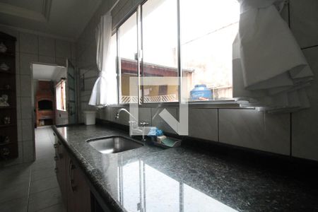 Casa à venda com 360m², 4 quartos e 1 vagaCozinha