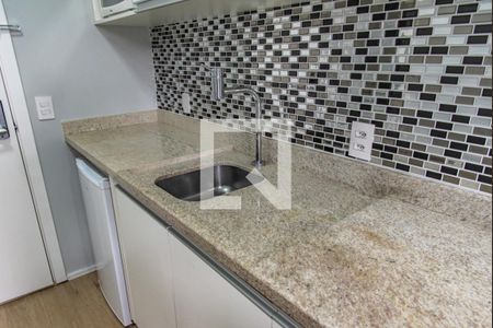 Cozinha de kitnet/studio à venda com 1 quarto, 22m² em Sé, São Paulo