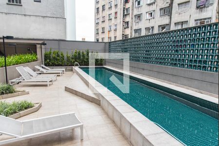 Studio à venda com 22m², 1 quarto e sem vaga Studio à venda com 22m², 1 quarto e sem vagaPiscina