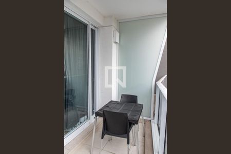 Varanda de kitnet/studio à venda com 1 quarto, 22m² em Sé, São Paulo