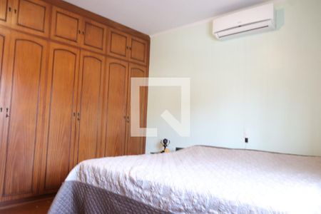 suite 1 de casa à venda com 3 quartos, 235m² em Jardim Oriental, São Paulo