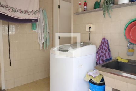 Casa à venda com 235m², 3 quartos e 3 vagasÁrea de Serviço