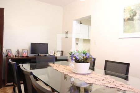 Casa à venda com 235m², 3 quartos e 3 vagassala de jantar