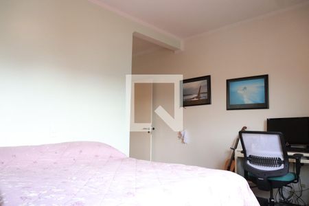 Casa à venda com 235m², 3 quartos e 3 vagasSuíte 2