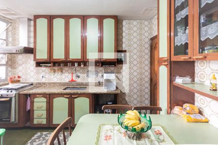 Apartamento à venda com 128m², 3 quartos e 2 vagasCozinha