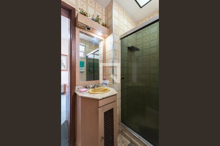 Apartamento à venda com 128m², 3 quartos e 2 vagasBanheiro Suíte