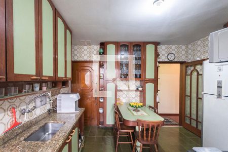 Apartamento à venda com 128m², 3 quartos e 2 vagasCozinha