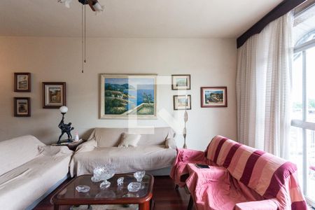 Apartamento à venda com 128m², 3 quartos e 2 vagasSala