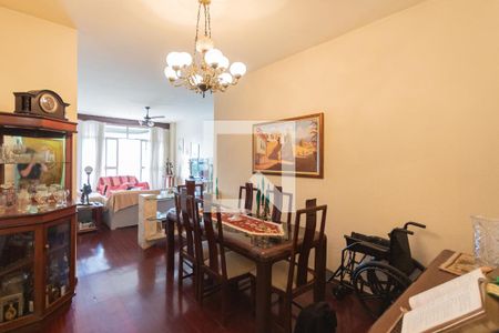 Apartamento à venda com 128m², 3 quartos e 2 vagasSala