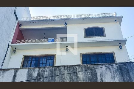 Apartamento à venda com 160m², 2 quartos e sem vaga Apartamento à venda com 160m², 2 quartos e sem vagaFachada