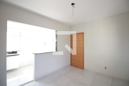 Sala de apartamento à venda com 3 quartos, 80m² em Jaqueline, Belo Horizonte