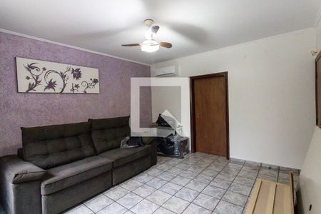 Sala de casa para alugar com 3 quartos, 150m² em Jardim Jose Sampaio Junior, Ribeirão Preto