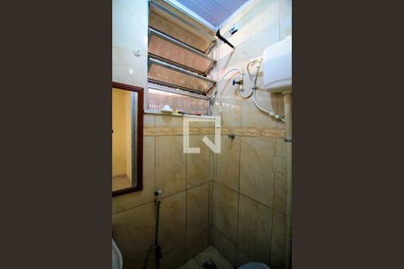Banheiro Social de kitnet/studio à venda com 1 quarto, 16m² em Higienópolis, Rio de Janeiro