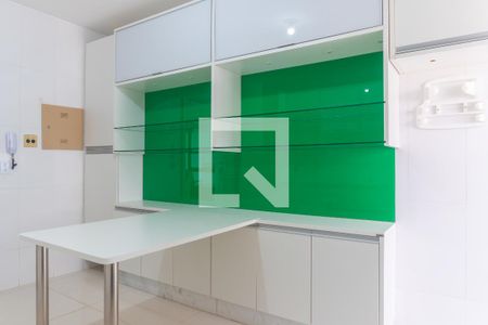 Apartamento para alugar com 170m², 3 quartos e 1 vaga Apartamento para alugar com 170m², 3 quartos e 1 vagaCozinha