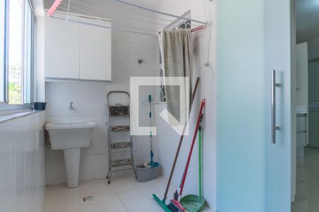 Apartamento para alugar com 170m², 3 quartos e 1 vaga Apartamento para alugar com 170m², 3 quartos e 1 vagaÁrea de Serviço