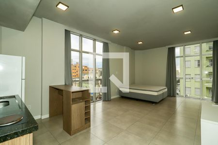 Sala / Quarto / Cozinha de kitnet/studio para alugar com 1 quarto, 35m² em São Geraldo, Porto Alegre