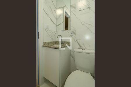 Banheiro de apartamento para alugar com 1 quarto, 115m² em São Geraldo, Porto Alegre