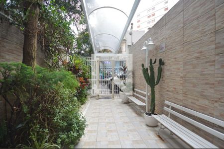 Apartamento para alugar com 72m², 2 quartos e sem vaga Apartamento para alugar com 72m², 2 quartos e sem vagaHall social
