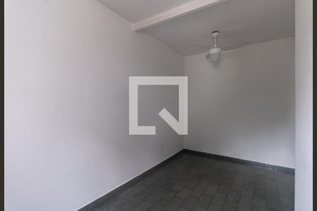 Studio para alugar com 30m², 1 quarto e 1 vagaSala/Quarto