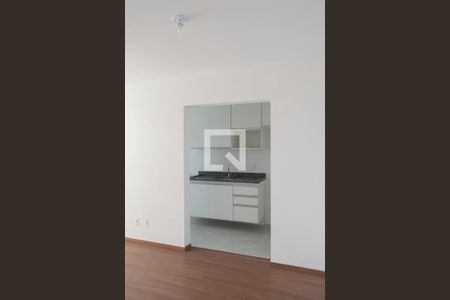 Sala de apartamento para alugar com 2 quartos, 55m² em Vila Pita, São Paulo
