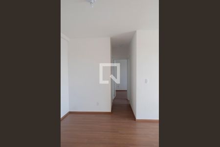 Sala de apartamento para alugar com 2 quartos, 55m² em Vila Pita, São Paulo