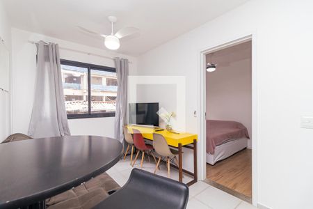Apartamento para alugar com 40m², 2 quartos e sem vaga Apartamento para alugar com 40m², 2 quartos e sem vagaSala