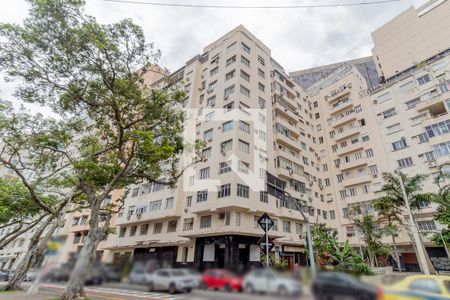 Apartamento à venda com 60m², 2 quartos e sem vaga Apartamento à venda com 60m², 2 quartos e sem vagaFachada