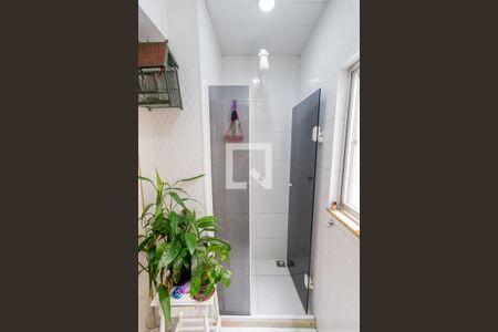 Apartamento à venda com 60m², 2 quartos e sem vaga Apartamento à venda com 60m², 2 quartos e sem vagaBanheiro da Suíte 2