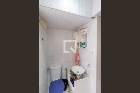 Apartamento à venda com 60m², 2 quartos e sem vaga Apartamento à venda com 60m², 2 quartos e sem vagaBanheiro da Suíte 2