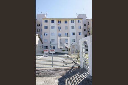 Apartamento para alugar com 51m², 2 quartos e 1 vaga Apartamento para alugar com 51m², 2 quartos e 1 vagaFachada