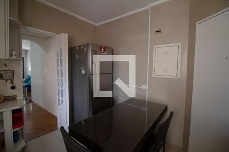 Apartamento à venda com 139m², 3 quartos e 2 vagas Apartamento à venda com 139m², 3 quartos e 2 vagasCozinha
