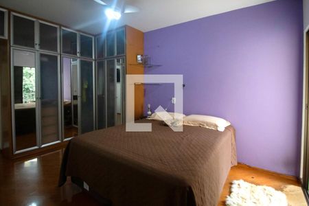 Apartamento à venda com 139m², 3 quartos e 2 vagas Apartamento à venda com 139m², 3 quartos e 2 vagasSuíte 1